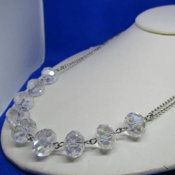 Vintage Crystal Necklace Faceted Crysal Beads With 2 Silver Tone Metal End Chain - Picture 7 of 14